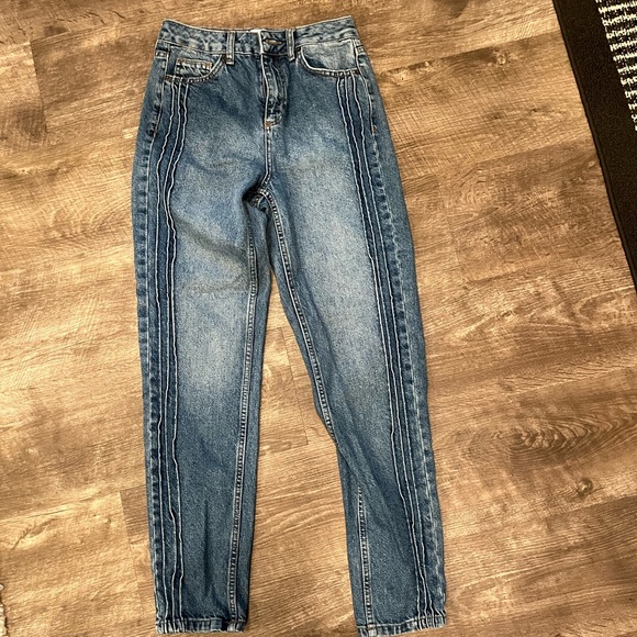 BDG blue mom jeans pin tuck vintage wash w25 L32 - Picture 3 of 6